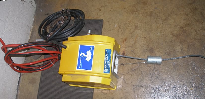 POWERWINCH Model H120,